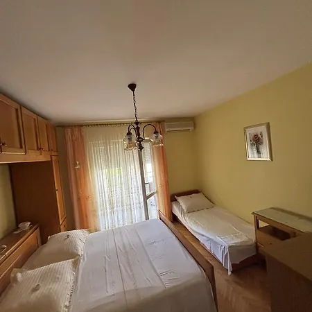 Ivana Guest house 3*