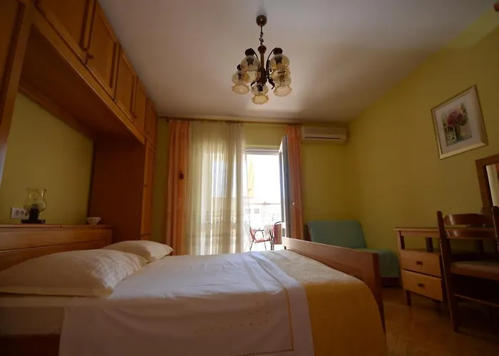 Ivana Pensionat Makarska