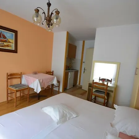 Apartman Ivana Vendégház *