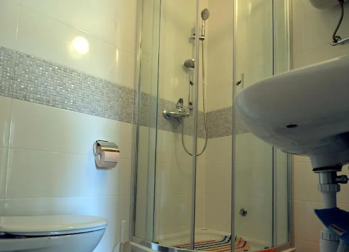 Ivana Guest house 3*